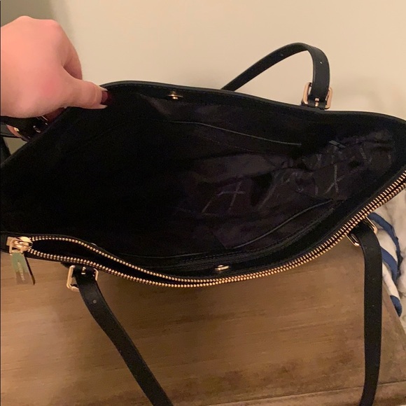 NWOT Michael Kors Tote - Picture 5 of 5